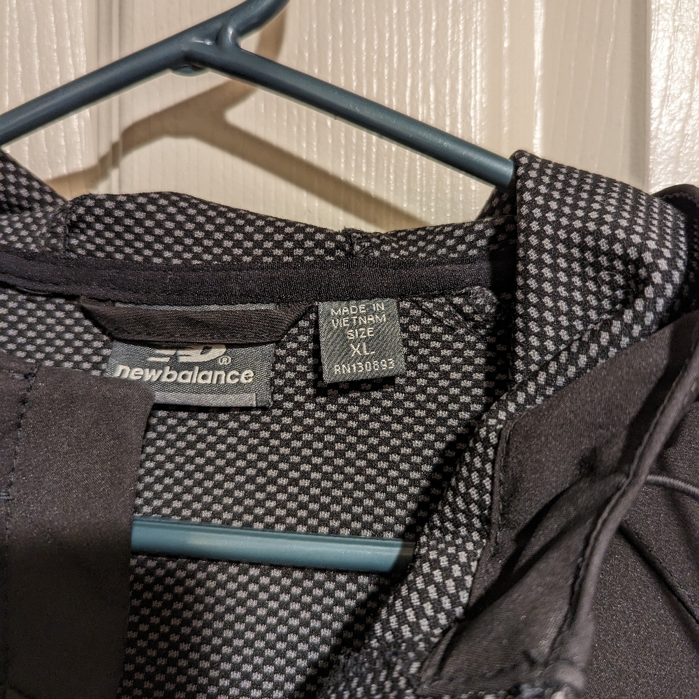 New Balance jacket - Picture 2 of 3